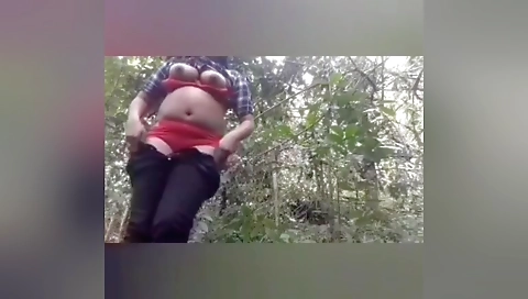 Sri Lankan Girl Outdoor Fun, Sinhala Voice