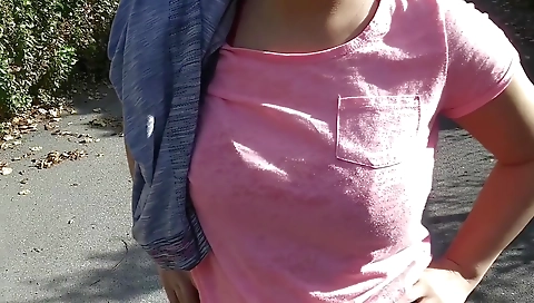 Stranger Shows Tits And Sucks For Money In The Street