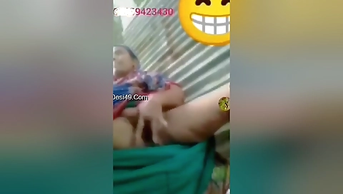 Today Exclusive -horny Desi Bhabhi Fingering