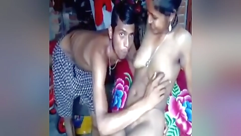 Indian Aunty With Young Guy Desi Mms Sex Recorded