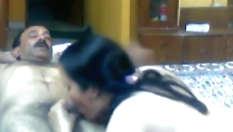 Mature Pakistani Wife Sensual Home Sex With Desi Hindu