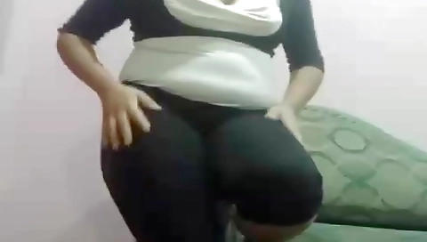 Girl Masturbating Infront Of Delivery Boy