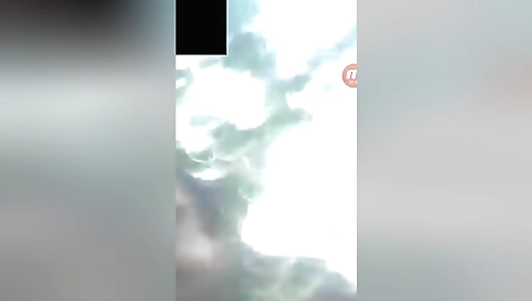 Today Exclusive -boudi Shows Her Boobs On Vc 3