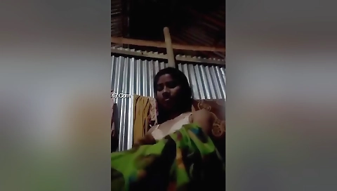 Today Exclusive -cute Village Girl Change Her Cloths