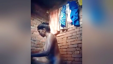 Desi Indian Village Girl Bathing Nude Before Cam