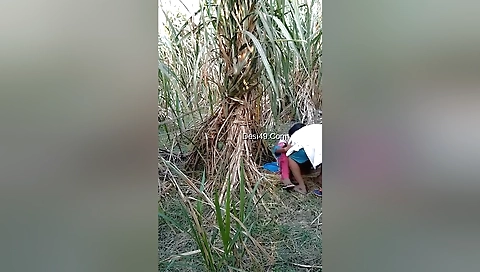 Today Exclusive- Village Lover Outdoor Fucking 3