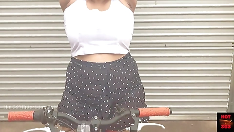 Erotic Cleavage Show Tease In The Bicycle Ride Outdoor