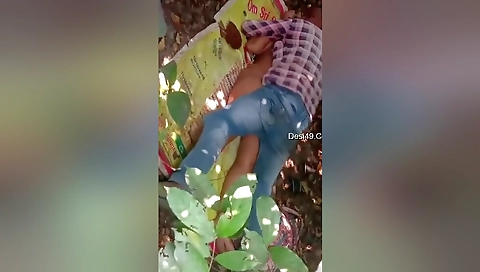 Today Exclusive- Desi Lover Fucking Caught