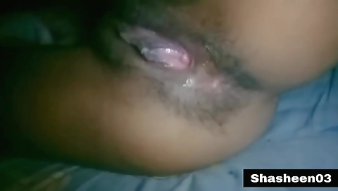 ඇති ඇති අයියෙ බඩු පිහ ගන්නකන් ඉන්නකෝ. කෙල්ලලයි කොල්ලයි ගන්න ආතල් එකක්. Sri Lankan Girl New Leak