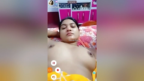 Today Exclusive- Sexy Desi Bhabhi Boobs Sucking By Hubby