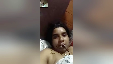 Today Exclusive- Mallu Bhabhi Showing Her Boobs And Pussy On Video Call 3