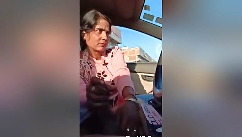 Today Exclusive- Desi Bhabhi Give Handjob Till Hubby Not Cum