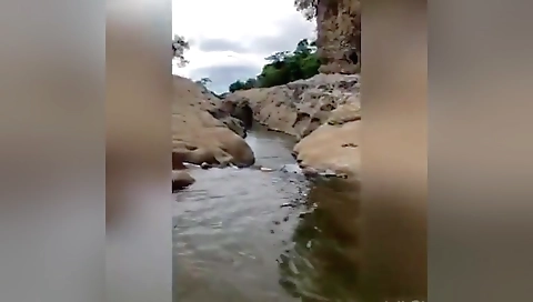 Pijaos Culiando En Una Cascada