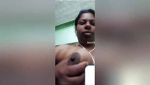 Mallu Bhabhi Shows Her Boobs And Pussy On Vc 1
