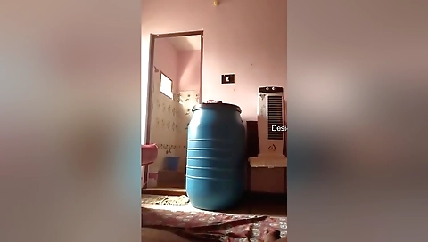 Desi Bhabhi Blowjob And Shows Her Big Boobs