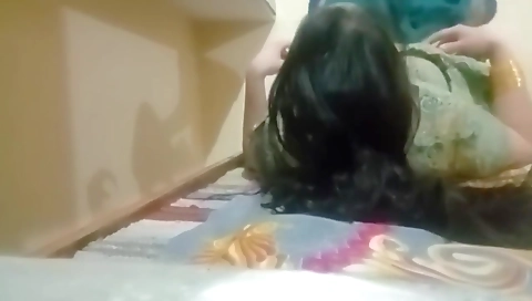 Bhai Ne Bahan Ko Bula Kar Akele Mein Chudai Ki Homemade Fuck Hindi Voice