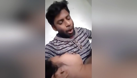 Today Exclusive -desi Lover Romance E And Gf Give Blowjob