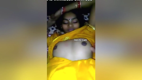 Today Exclusive-sexy Vlg Bhabhi Blowjob And Fucked 2
