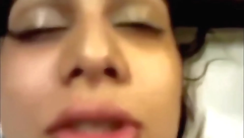 Chod Diya New Gift De Ke Desi Bhabhi Blowjob Anel Sex Indian Couple Sex Video Desi Bhabhi Sex Video Deai Porn Indian Sex