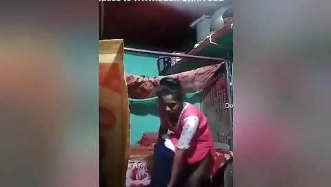 Today Exclusive -desi Village Girl Shows Her Boobs And Pussy