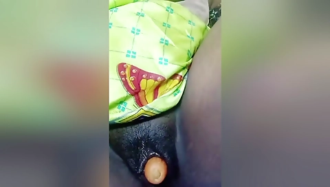 Aunty Masterbatinga Anal Audio Tamil