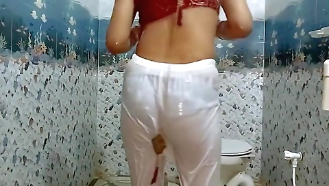 Indian Step mom Bathing In Open White Legis Make Me Feel Better - Hot Step mother And Hot Step mommy