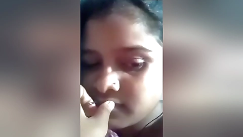 Today Exclusive- Cute Bangla Girl Shows Her Pussy 2