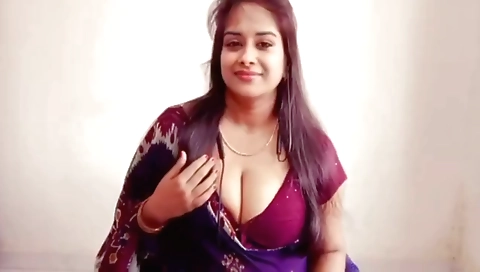 Desi Step Sister Arya Nangi Hogai Step Brother Ke Friend Ke Saamne - Clear Hindi Video Call