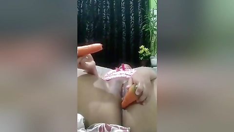 Jannat Mirza Hot Desi Pakistani Bhabhi Playing With Pussy And Hole