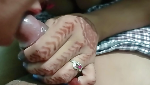 Desi Bhabhi Sucking Devar Cock In Night