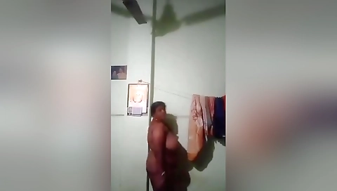 Today Exclusive -desi Bbw Bhabhi Shows Her Boobs And Pussy