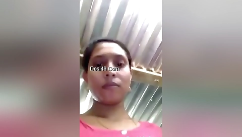 Today Exclusive- Village Bhabhi Shows Her Boobs And Pussy