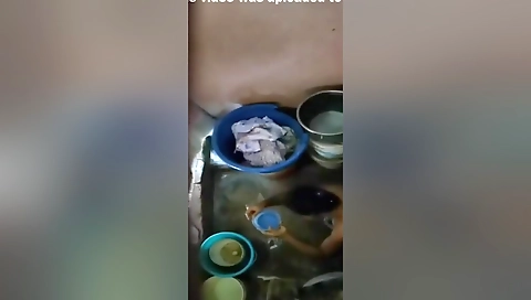 Today Exclusive- Sexy Desi Girl Bathing