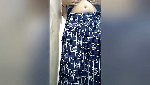 Indian Desi Girl Bath And Fingering In Her Pussy Hardly