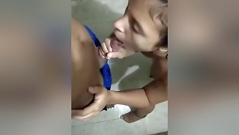 Today Exclusive- Sexy Girl Bathing And Blowjob In Bathroom