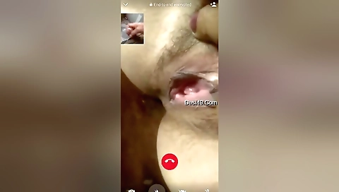 Today Exclusive- Bihari Bhabhi Showing Her Pussy To Lover On Video Call