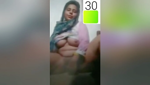 Today Exclusive- Horny Paki Wife Masturbating 2