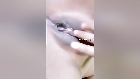Today Exclusive- Sexy Bangla Girl Fingerring