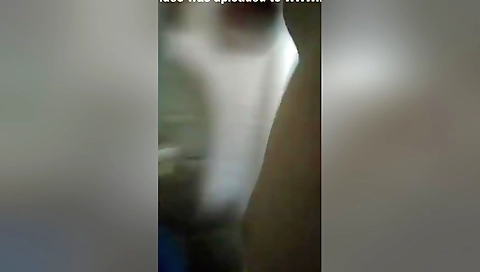 Horny Desi Bhabhi Showing Nude Body And Fingering 4