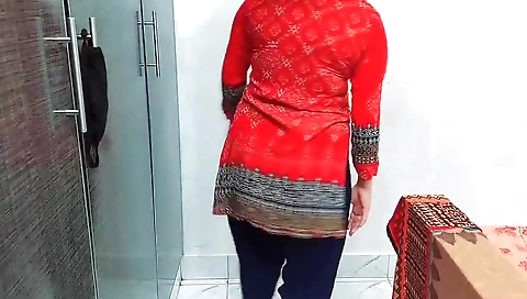 Rabia Bhabi Strip Nude Dance On Live Video Call For Client