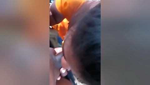 Village Randi Bhabhi Give Blowjob In Outdoor