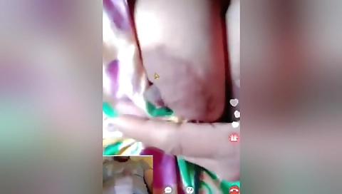 Today Exclusive- Desi Village Girl Showing Boobs On Video Call