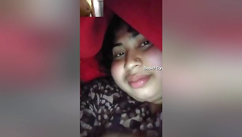 Today Exclusive -sexy Bhabhi Showing Her Pussy On Video Call