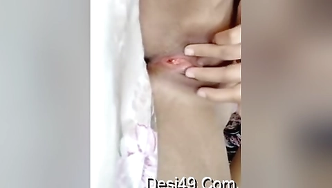 Today Exclusive- Cute Desi Girl Fingerring