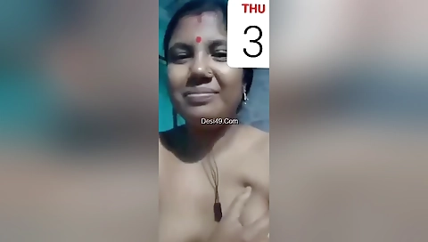 Today Exclusive- Boudi Shows Her Boobs And Pussy