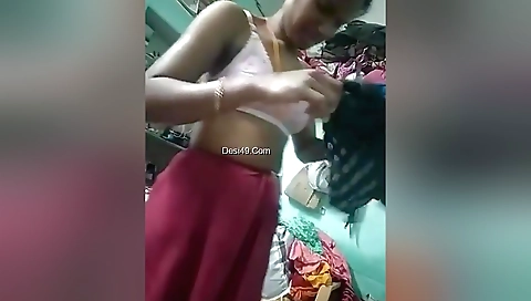 Today Exclusive-telugu Bhabhi Shows Her Pussy