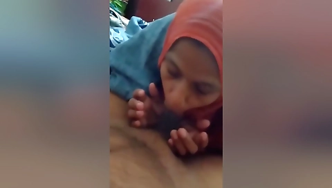Today Exclusive -boudi Sucking Lover Dick