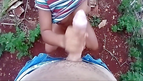 Levei Minha Hermanastra Atras De Casa E Meu Pai Viu Ela Faseno Sexo Comigo E Queria