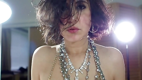 Milf Slut Wife Loves To Be Shared With Amanda Bousee