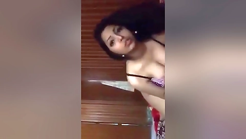 Today Exclusive- Sexy Desi Girl Blowjob And Fucked